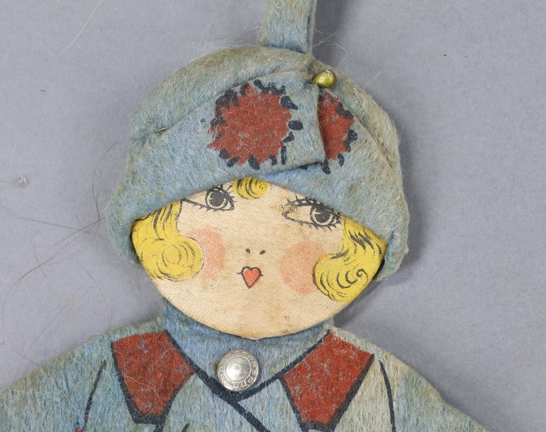 CLOTH DOLLS. - 11