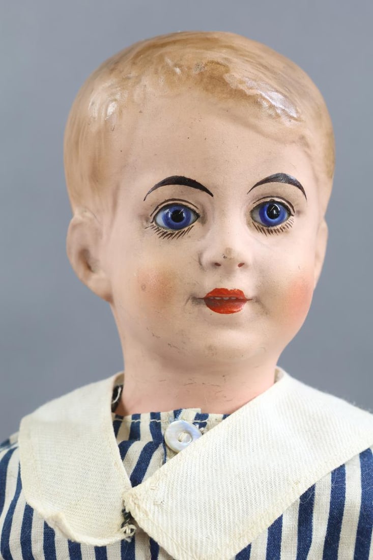 CHARACTER DOLLS. - 7