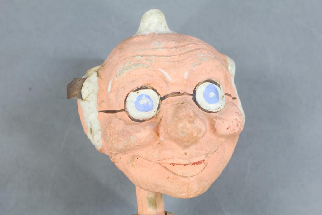 CHARACTER DOLLS. - 11