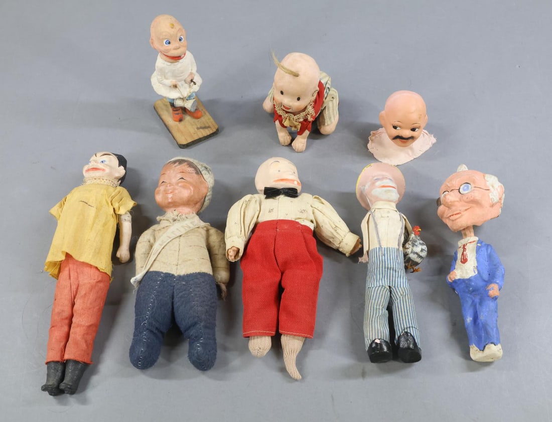 CHARACTER DOLLS. (1 of 14)