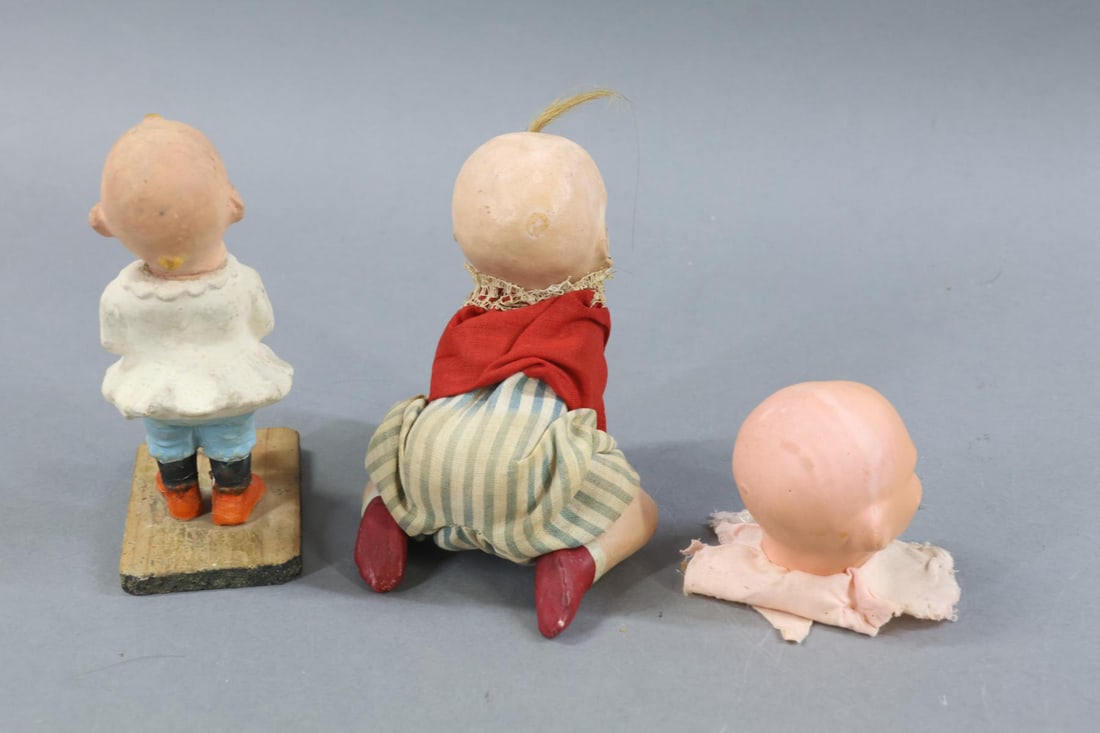 CHARACTER DOLLS. - 3
