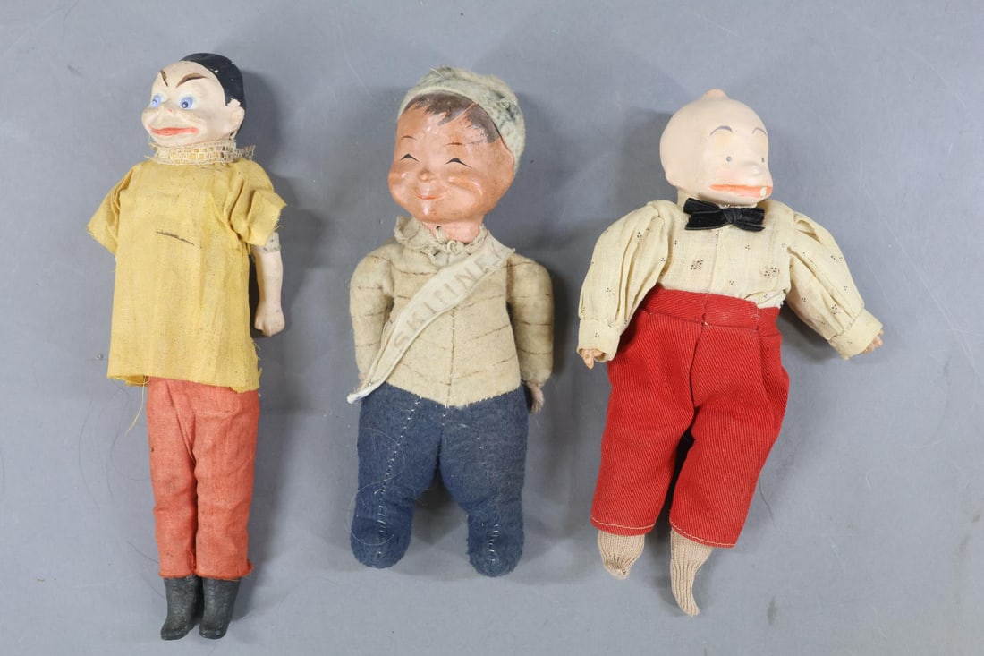 CHARACTER DOLLS. - 4