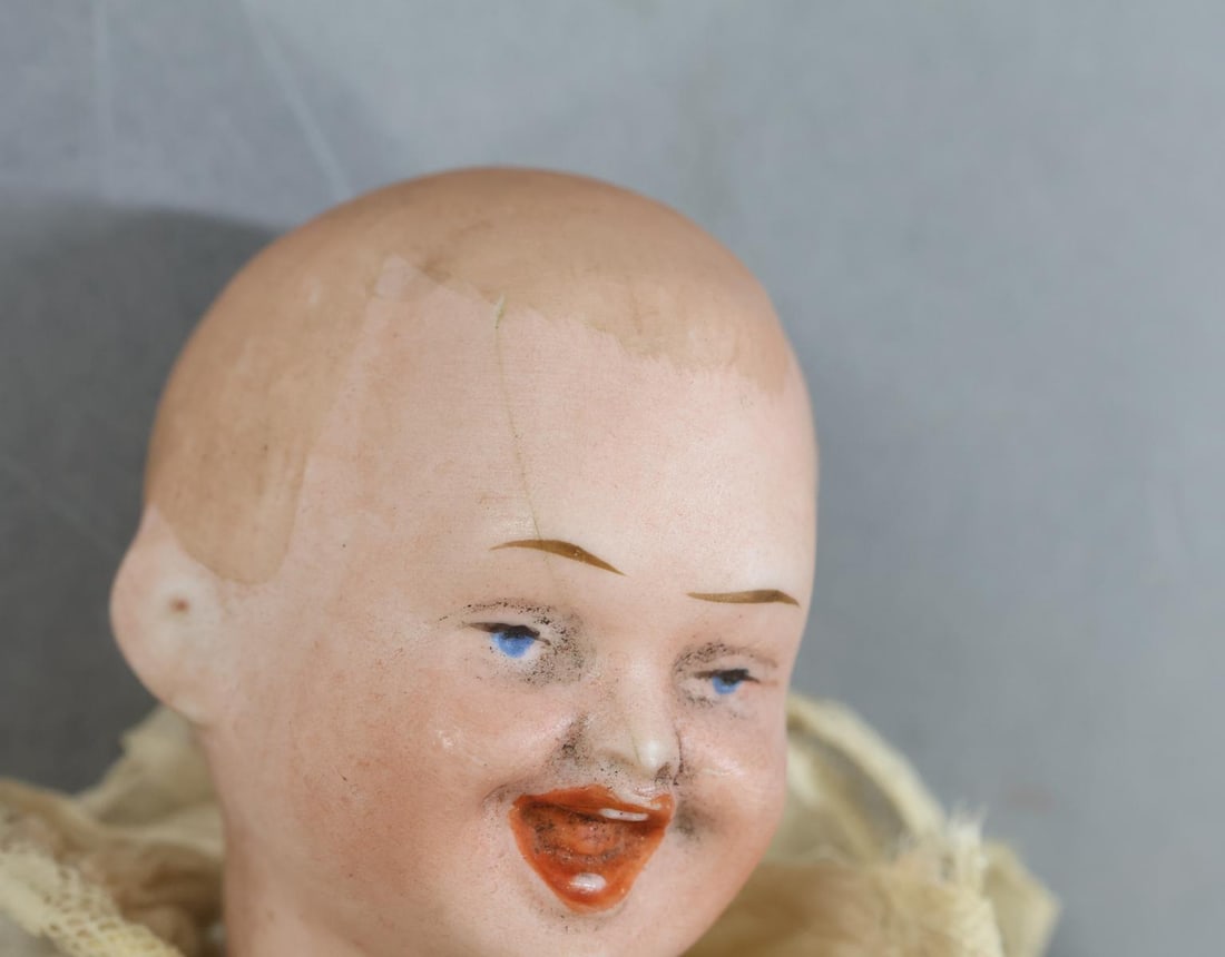GERMAN BISQUE CHARACTER DOLLS. - 8