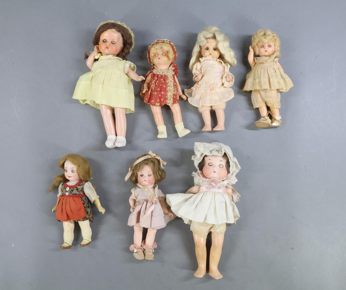 JUST ME/NOBBI KID DOLLS. (1 of 8)