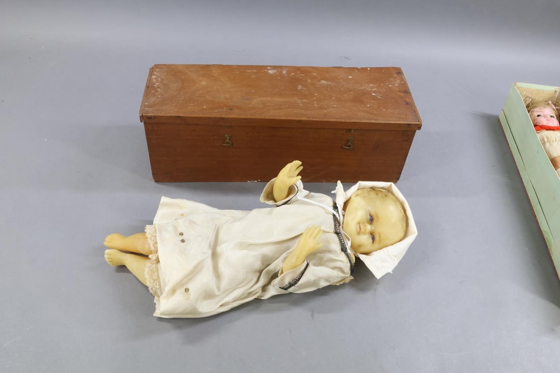 WAX DOLLS. - 2