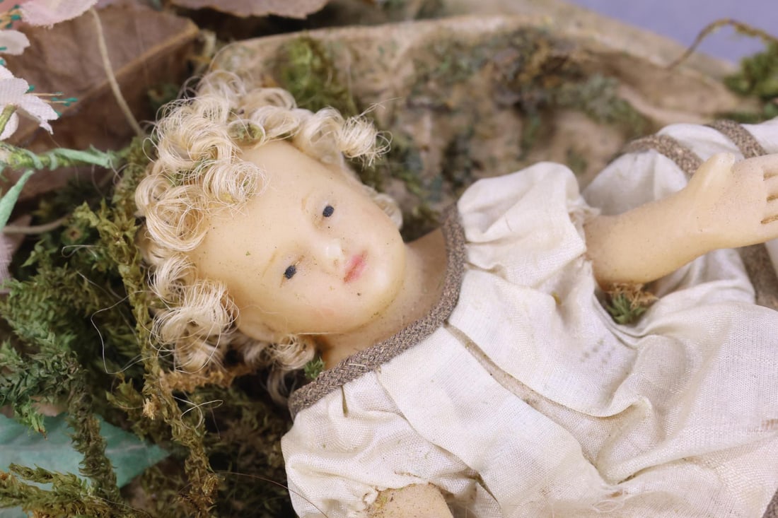 WAX DOLLS. - 7