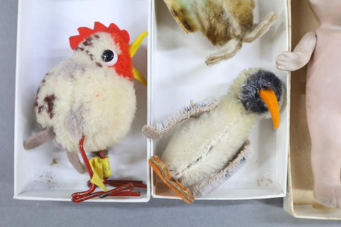 STEIFF/SCHUCO/MINI DOLLS. - 2