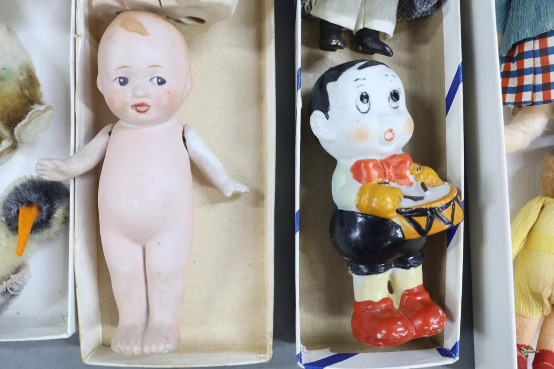 STEIFF/SCHUCO/MINI DOLLS. - 6