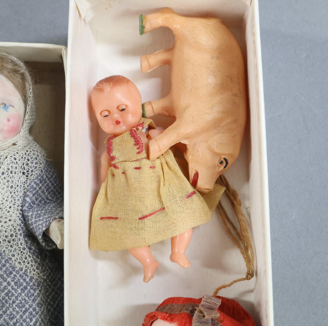 STEIFF/SCHUCO/MINI DOLLS. - 9