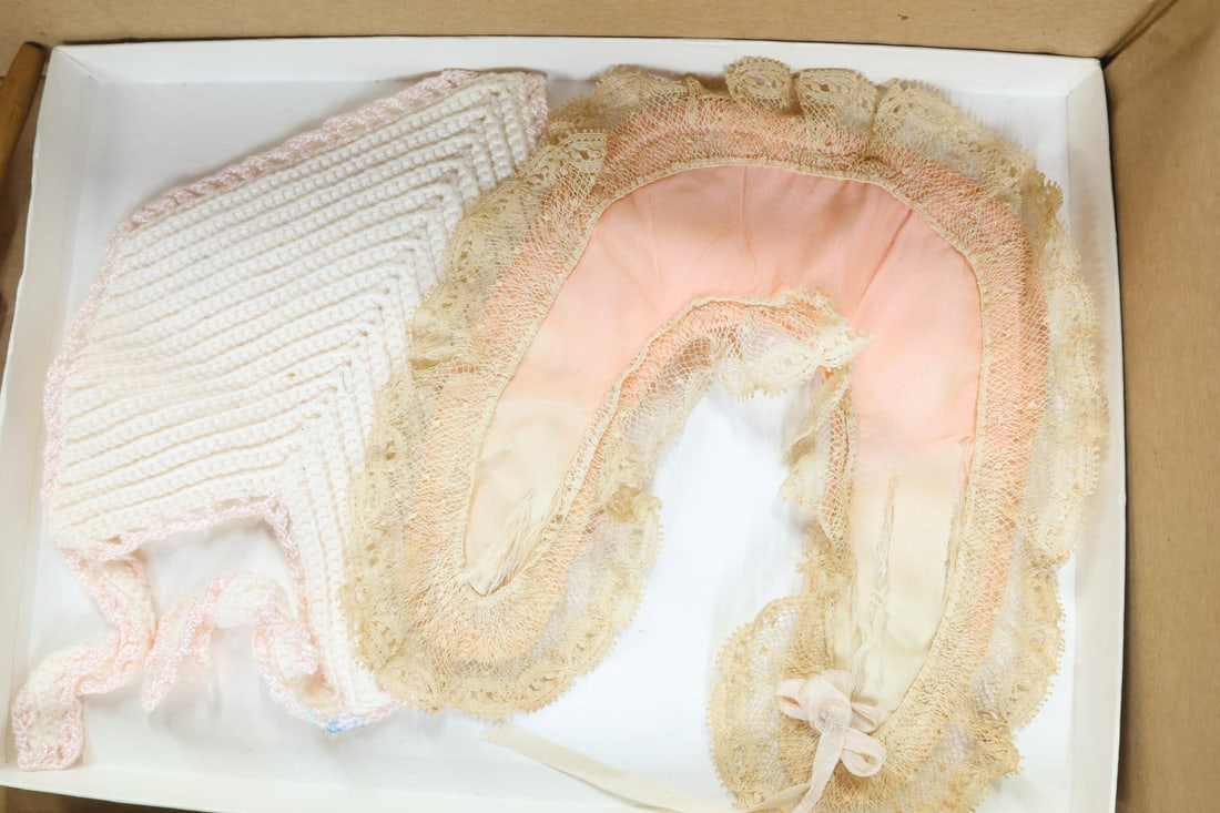 DOLL ACCESSORIES. - 5