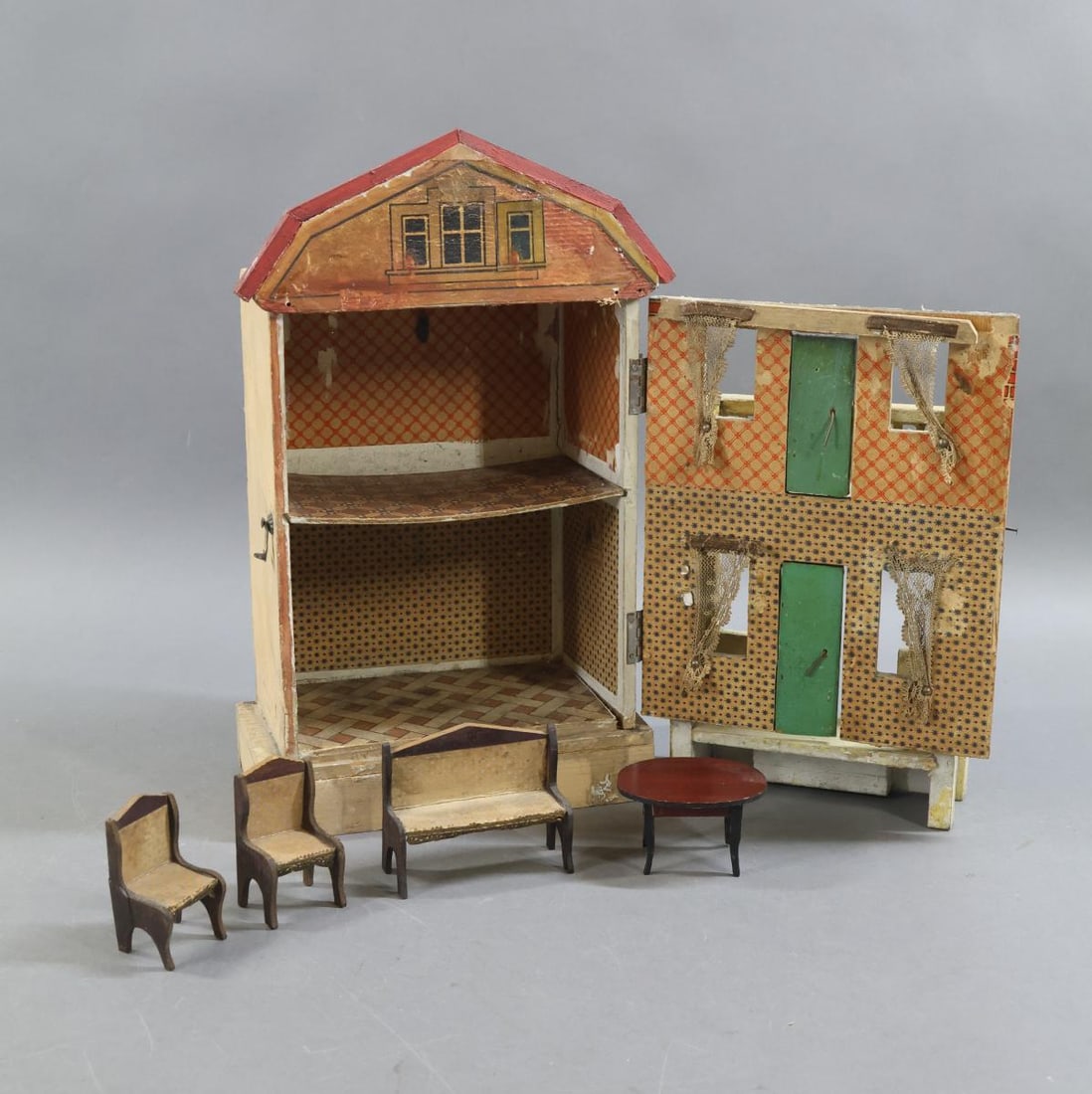 GOTTSCHALK DOLL HOUSE. - 7