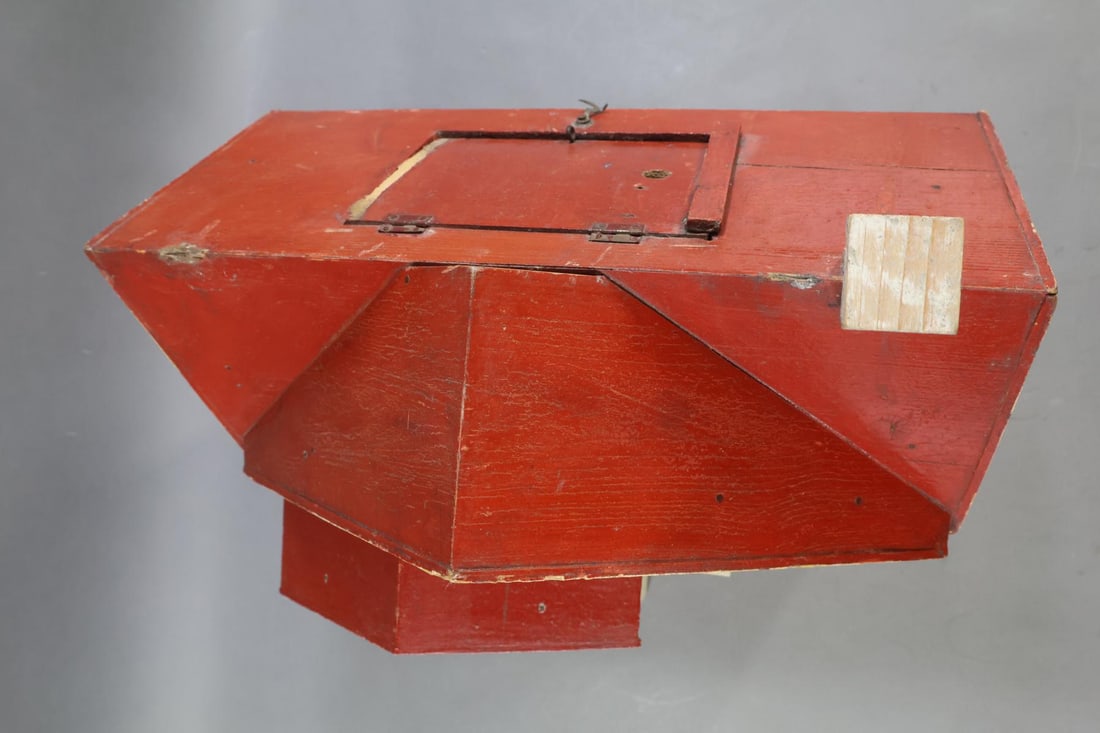 GOTTSCHALK DOLL HOUSE. - 4