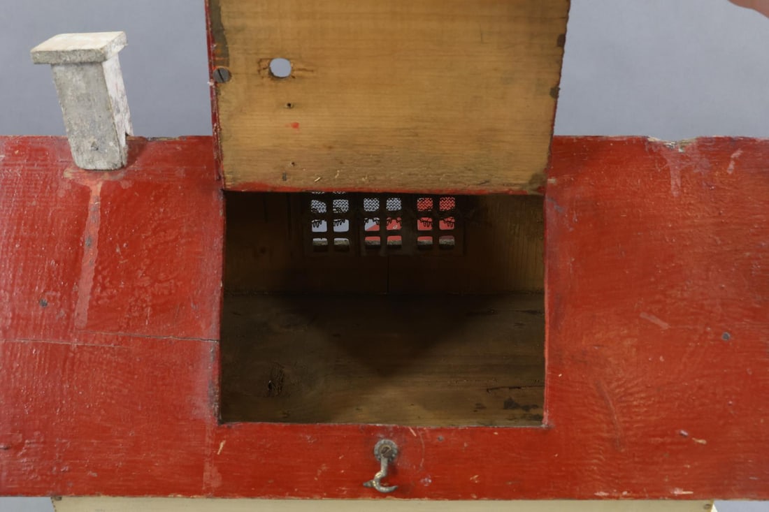 GOTTSCHALK DOLL HOUSE. - 6