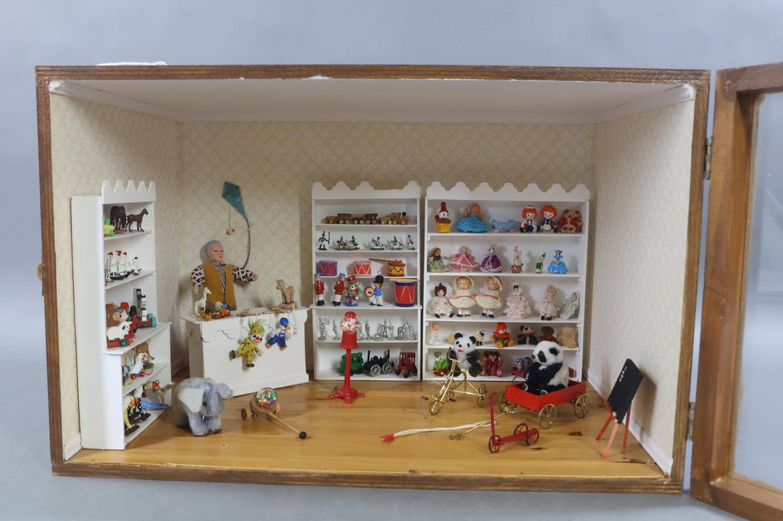 ROOM BOX. - 4