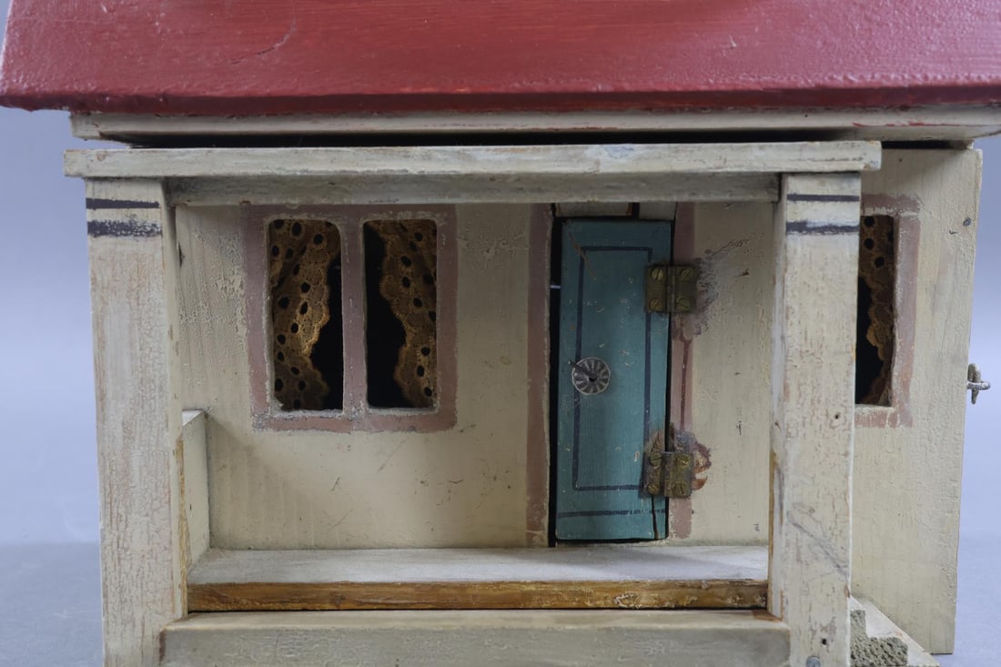 GOTTSCHALK DOLL HOUSE. - 7