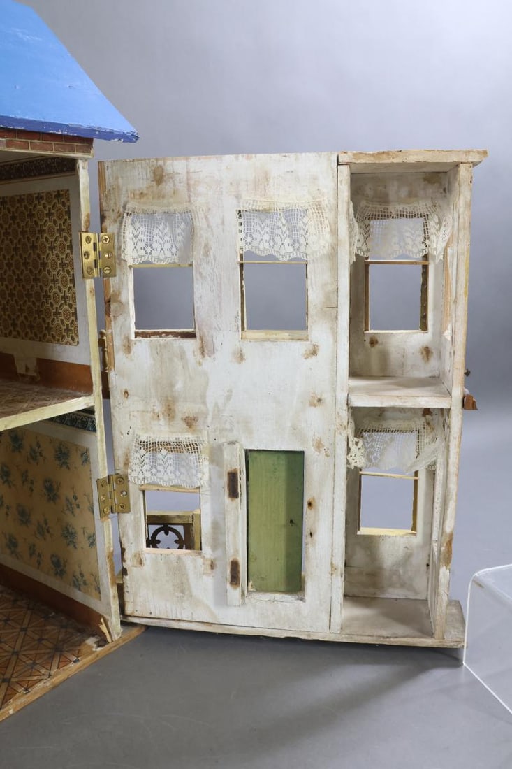 GOTTSCHALK DOLL HOUSE. - 10