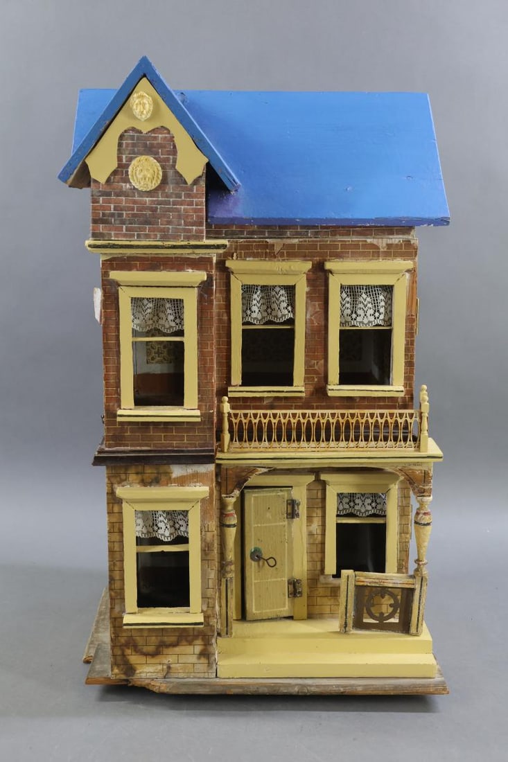GOTTSCHALK DOLL HOUSE. - 2