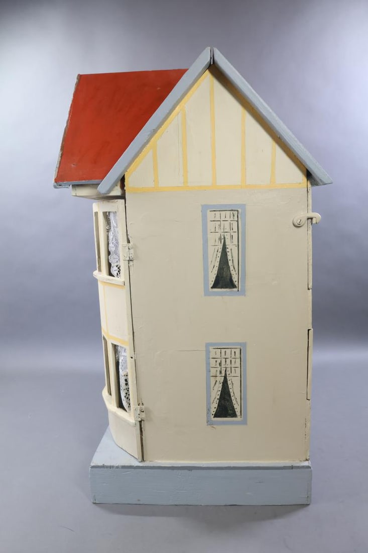 GOTTSCHALK DOLL HOUSE. - 13