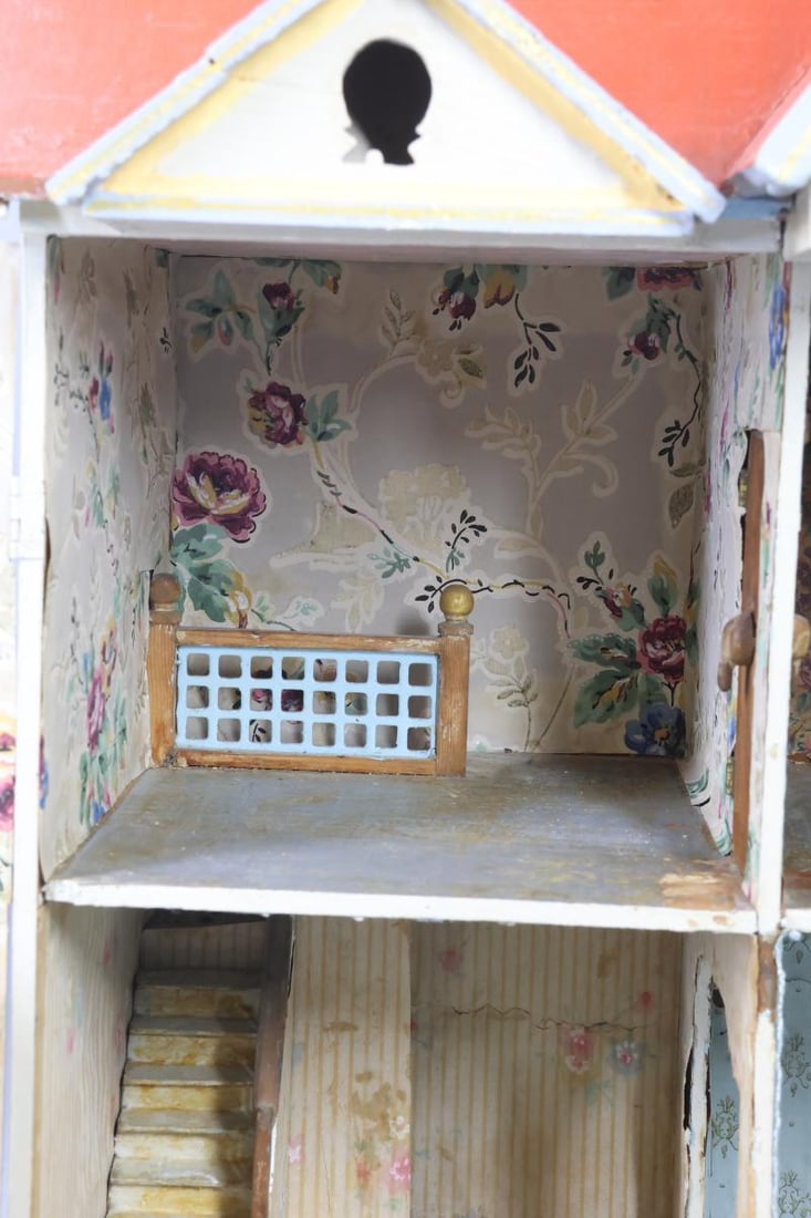 GOTTSCHALK DOLL HOUSE. - 16