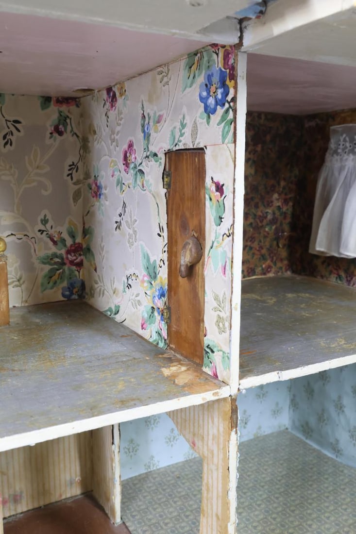 GOTTSCHALK DOLL HOUSE. - 20
