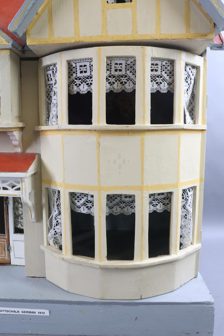 GOTTSCHALK DOLL HOUSE. - 3