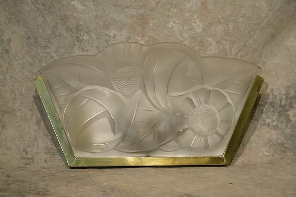 Degue Wall Sconce.