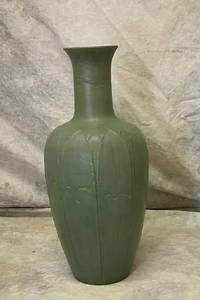 625: Grueby Pottery Floor Vase.