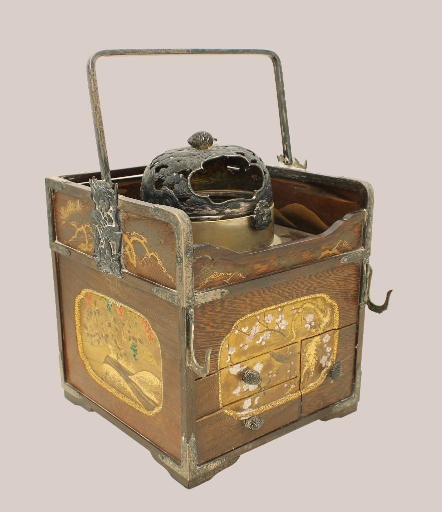 Japanese Smoking Set or Tabakobon (1 of 1)