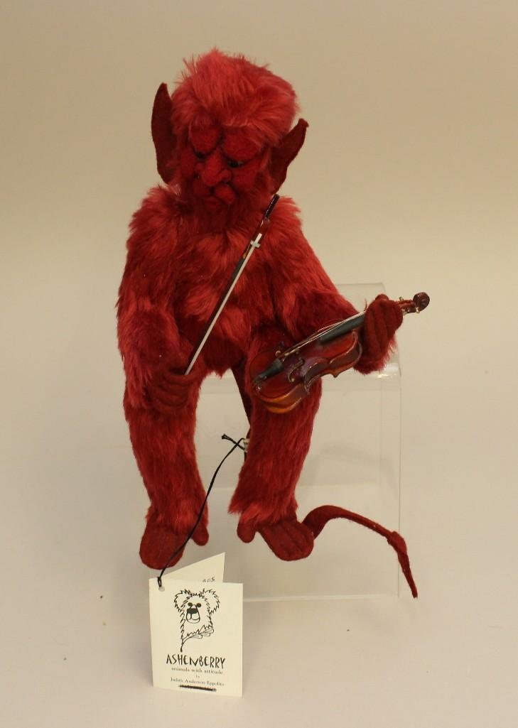 11" 2007 MINT TAGGED RED MOHAIR DEVIL "GEO FOBOS" BY (1 of 3)