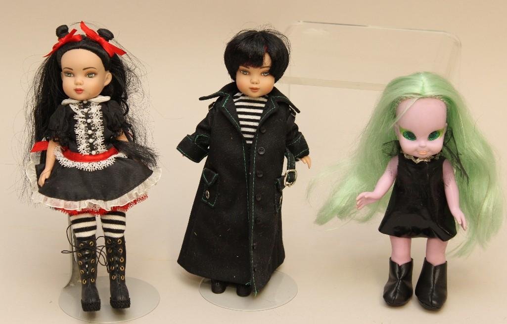 LOT OF (3) VINYL DOLLS: (1 of 2)