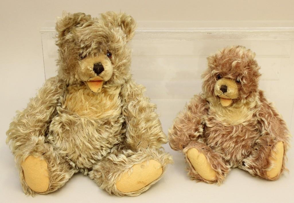 PAIR OF UNMARKED TIPPED MOHAIR STEIFF "ZOTI" BEARS. (1 of 3)