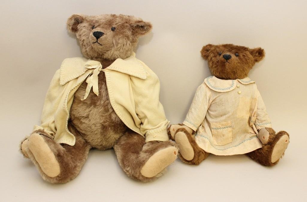 PAIR OF TAGGED  1987 PLEASANT WALK FOLK MOHAIR BEARS BY (1 of 2)