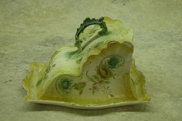 English Cheese Keeper.