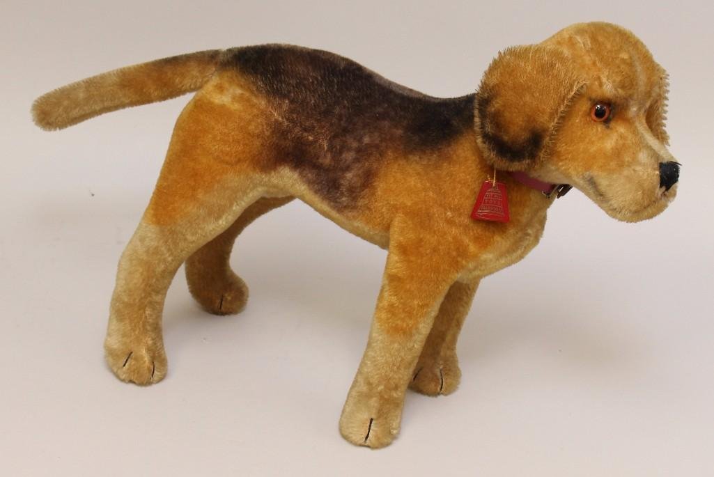 14" T. TAGGED STEIFF MOHAIR BEAGLE; FAO SCHWARZ TAG. (1 of 5)