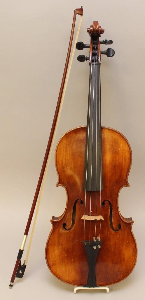Anton Schroetter Viola and Bow (1 of 7)