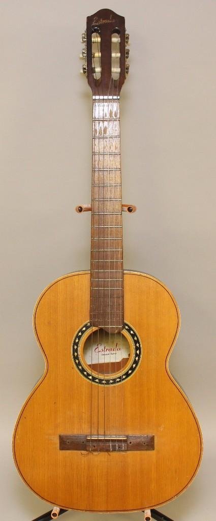 Estrada E-1 Classical Acoustic Guitar (1 of 8)