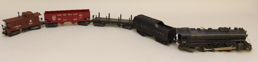 (5) Piece Lionel Train Grouping (1 of 8)