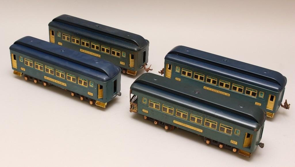 Lot of (4) Lionel Train Cars (1 of 5)