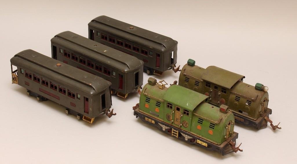 (5) Piece Lionel Train Grouping (1 of 5)