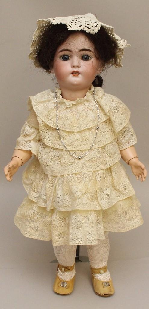 18" SH 1079 ANTIQUE BISQUE HEAD DOLL. (1 of 4)