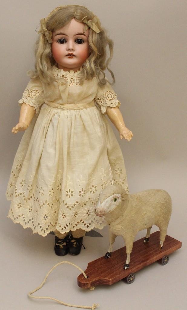 19" 23 117 )K/2 0 1/2( ANTIQUE BISQUE HEAD DOLL & HER (1 of 5)
