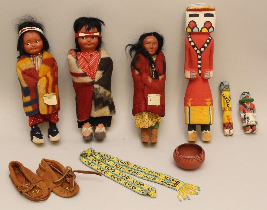 LOT OF NATIVE AMERICAN DOLLS, ACCESSORIES. (1 of 5)