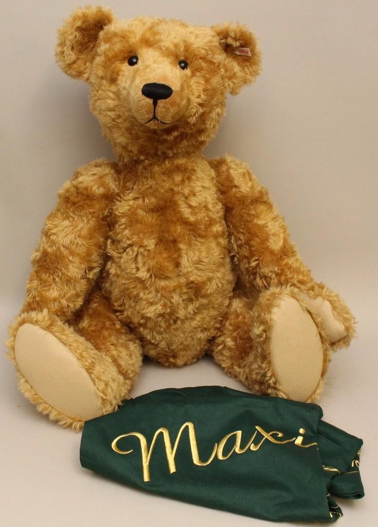 33" 2003 MINT TAGGED MOHAIR STEIFF "MAXIMILLIAN": Curly camel mohair. Original embroidered bag reads: The Toy Shoppe Exclusive.