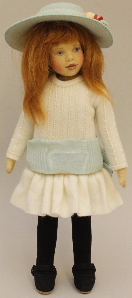 8 1/2" MIB  FELT "MARGOT" DOLL MADE BY ARTIST MAGGIE (1 of 2)