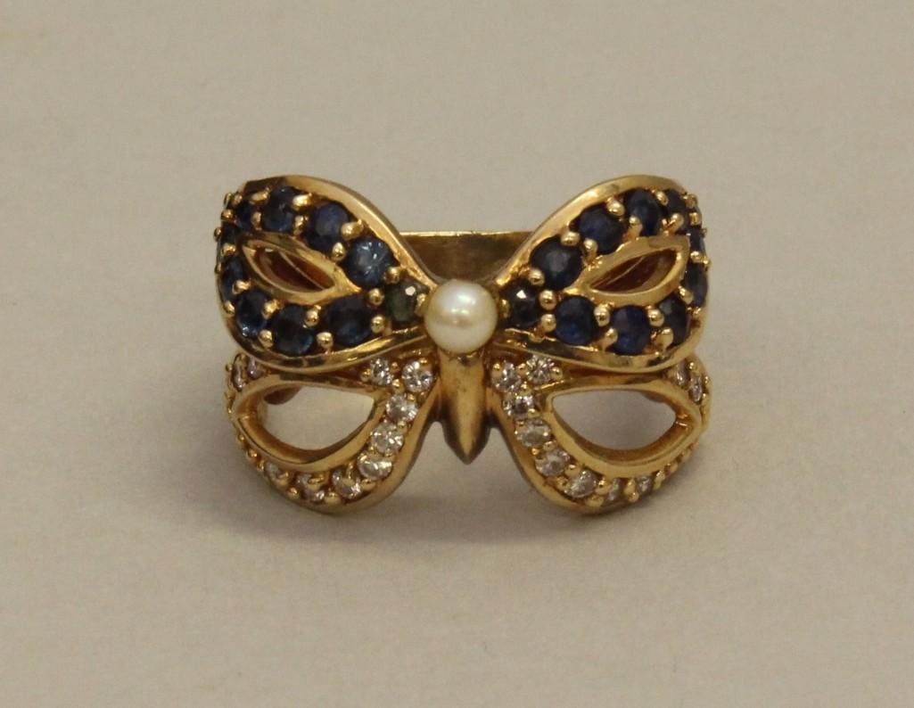 Gold Ring with Sapphire, Diamond and Pearl (1 of 3)