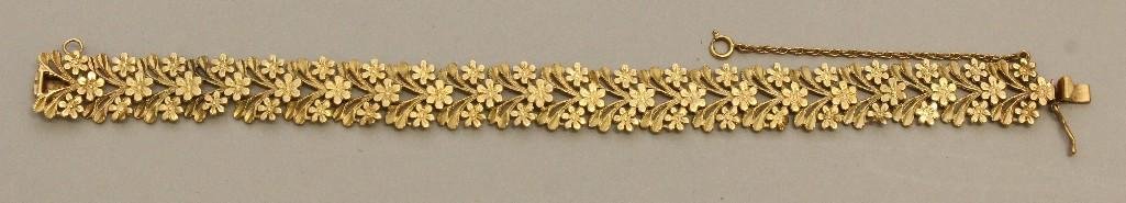 Gold Bracelet (1 of 3)