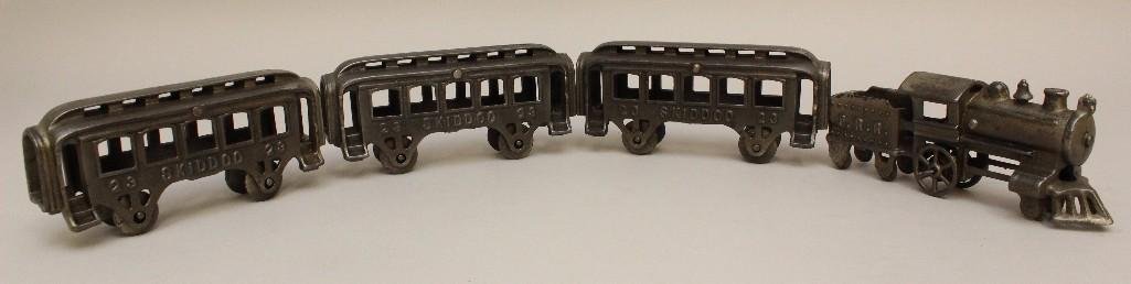 Train Lot P.R.R. #23 Set (1 of 7)