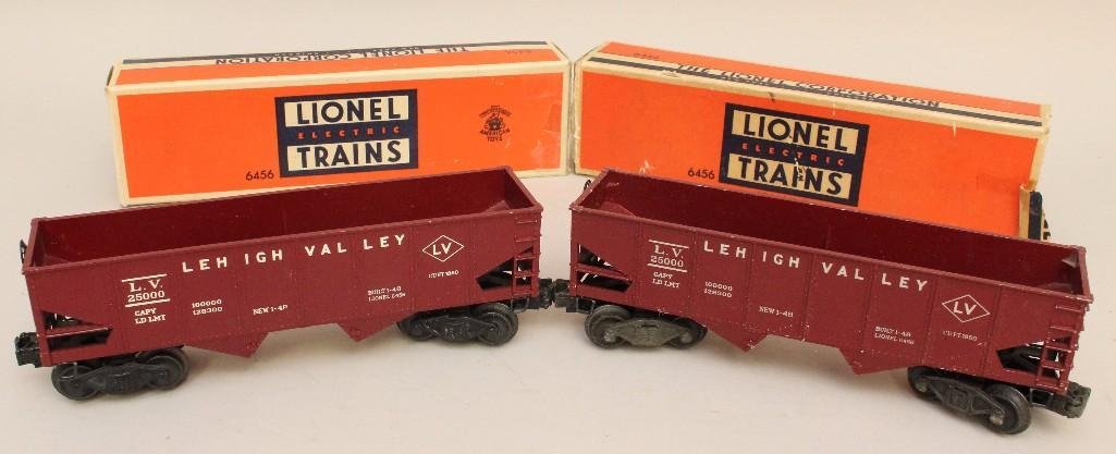 Lot of 2 Lionel Hopper Cars (1 of 6)