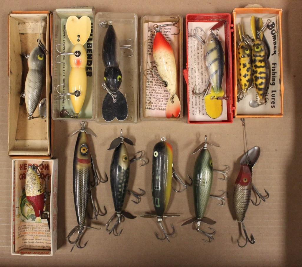 (30) Vintage Lures (1 of 10)