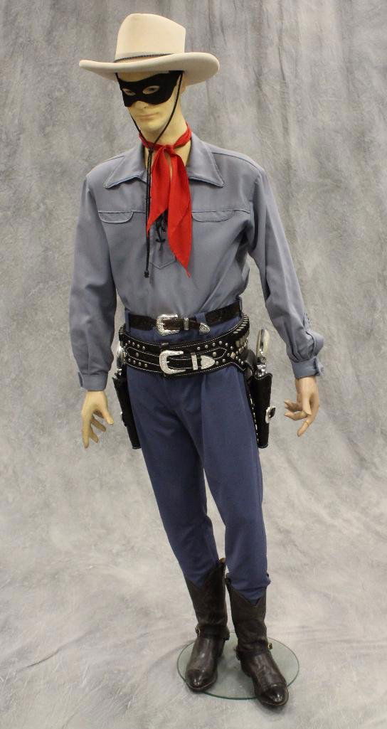 Lone Ranger Mannequin with Holster and Pistols (1 of 10)